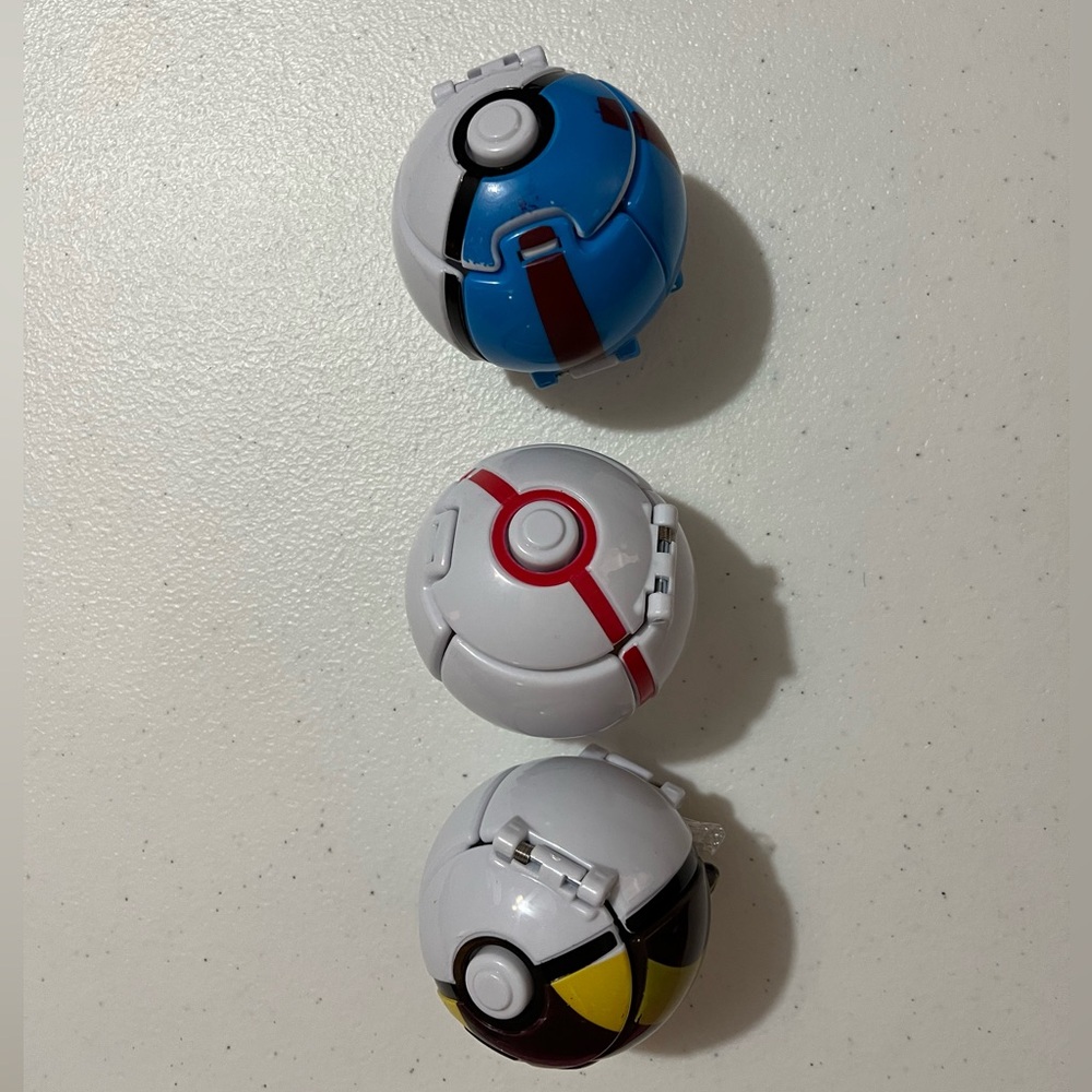 NIP Pokemon Bundle - Picture 2 of 7